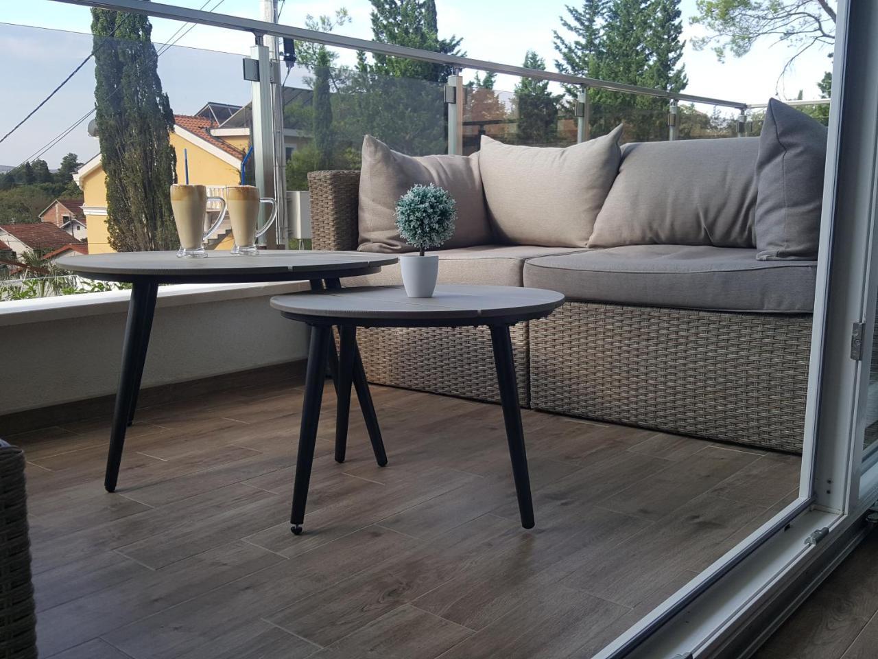 Apartments Sunny Hill Tivat Luaran gambar